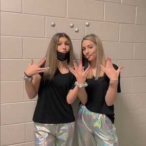 Meet your Posher, Isabella